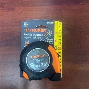 Truper Gripper 8m Tape Measure